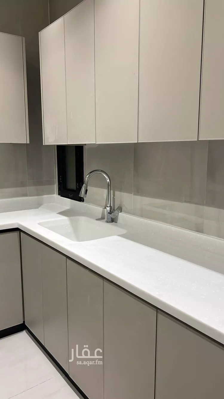 شقة للإيجار في شارع العطايف, حي الحمراء, مدينة الخبر, المنطقة الشرقية صورة 2