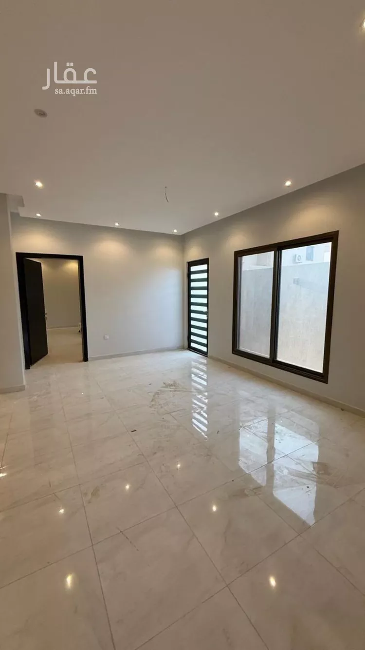 فيلا للبيع في شارع الفوز, حي الأمواج, مدينة الخبر, المنطقة الشرقية صورة 3