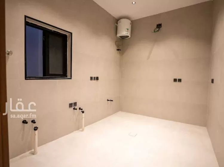 عمارة للبيع في شارع ابن ماجة الفرعي, حي السعادة, مدينة الرياض, منطقة الرياض 3