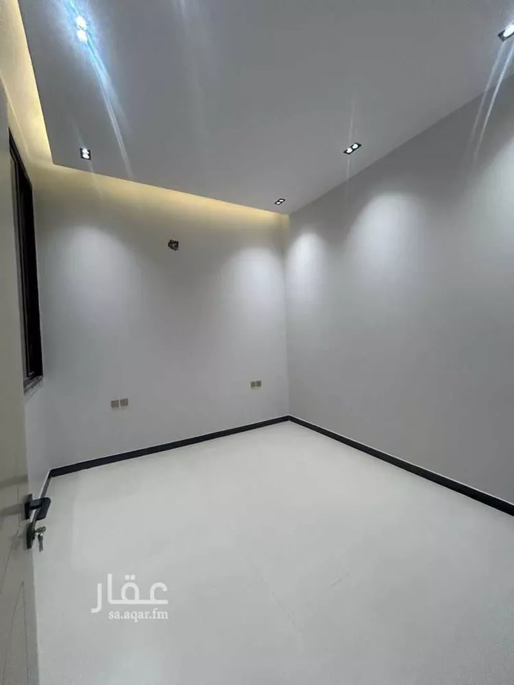 دور للبيع في شارع سهل عكا, حي السعادة, مدينة الرياض, منطقة الرياض صورة 3