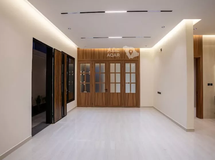 Floor for Sale in Riyadh As Saadah 8