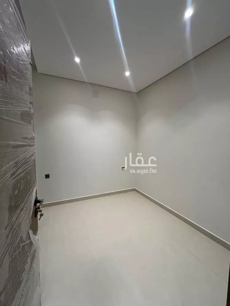 دور للبيع في شارع سهيل بن بيضاء, حي السعادة, مدينة الرياض, منطقة الرياض صورة 2