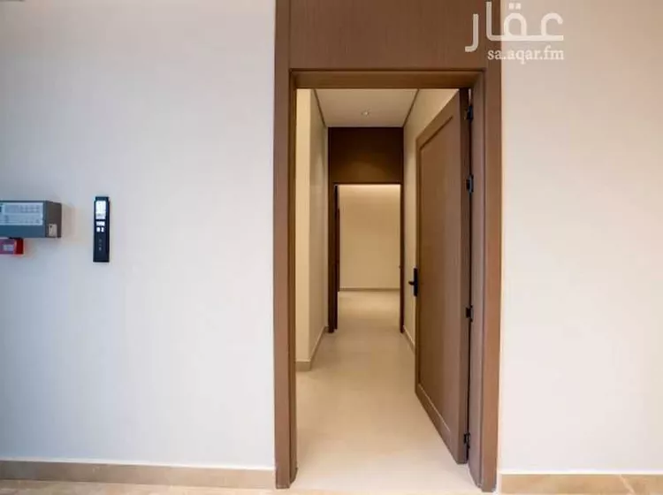 عمارة للبيع في شارع ابن ماجة الفرعي, حي السعادة, مدينة الرياض, منطقة الرياض 4