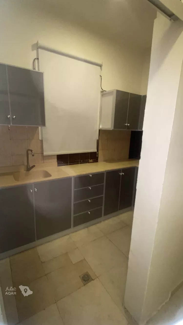 شقة للإيجار في شارع الريحان, حي السعادة, مدينة الرياض, منطقة الرياض 8