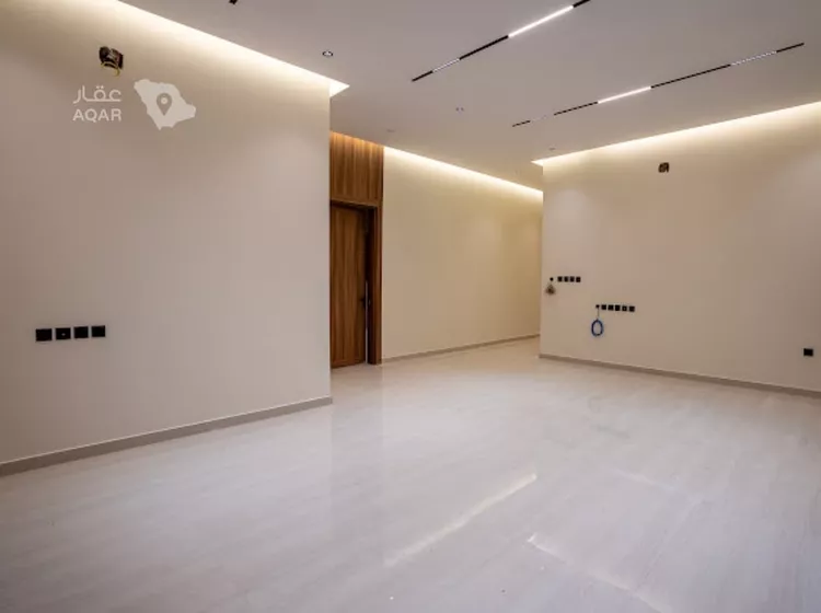 Floor for Sale in Riyadh As Saadah 5