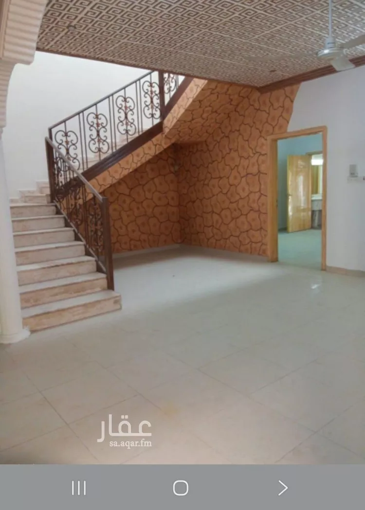 فيلا للبيع في شارع الرمثية, حي العزيزية, مدينة الرياض, منطقة الرياض صورة 3
