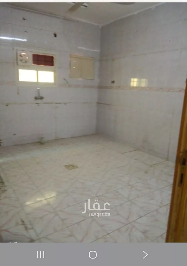 فيلا للبيع في شارع الرمثية, حي العزيزية, مدينة الرياض, منطقة الرياض صورة 5
