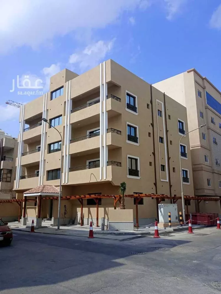 عمارة للإيجار في حي البندرية, مدينة الخبر, المنطقة الشرقية 1 صورة