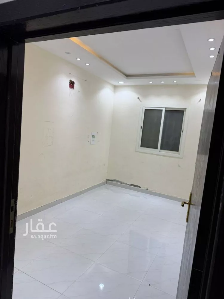 فيلا للإيجار في شارع رقم 158, حي ظهرة لبن, مدينة الرياض, منطقة الرياض صورة 2