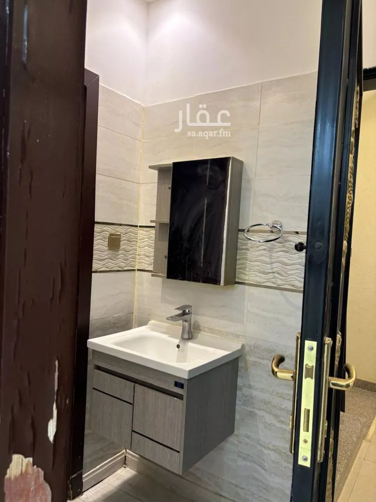 شقة للإيجار في شارع الزاجل, حي السعادة, مدينة الرياض, منطقة الرياض صورة 3