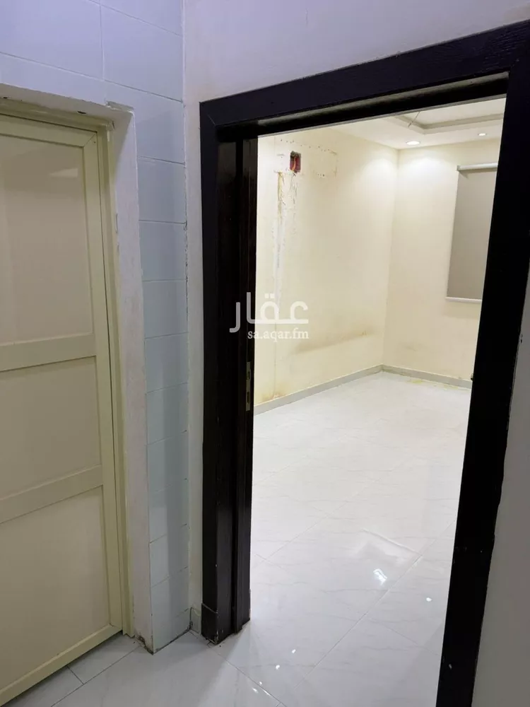 فيلا للإيجار في شارع رقم 158, حي ظهرة لبن, مدينة الرياض, منطقة الرياض صورة 3