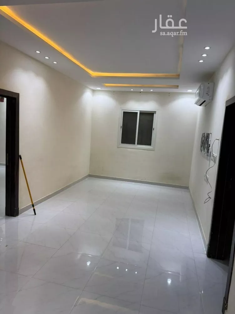 فيلا للبيع في شارع رقم 158, حي ظهرة لبن, مدينة الرياض, منطقة الرياض صورة 3