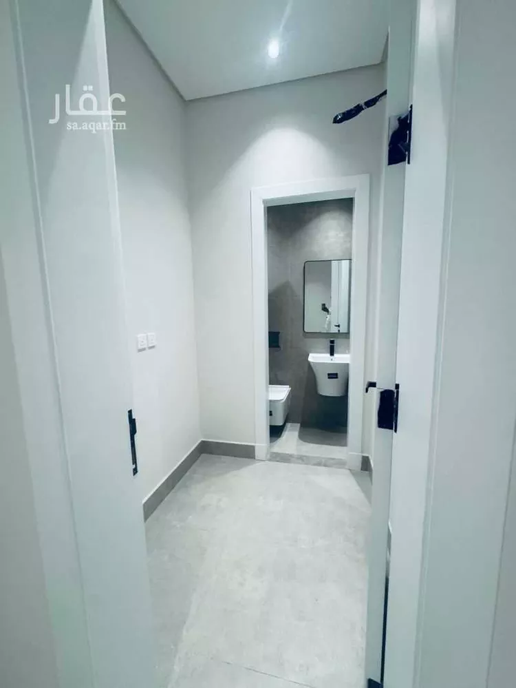 دور للبيع في شارع عثمان بن عفان, حي النرجس, مدينة الرياض, منطقة الرياض 9