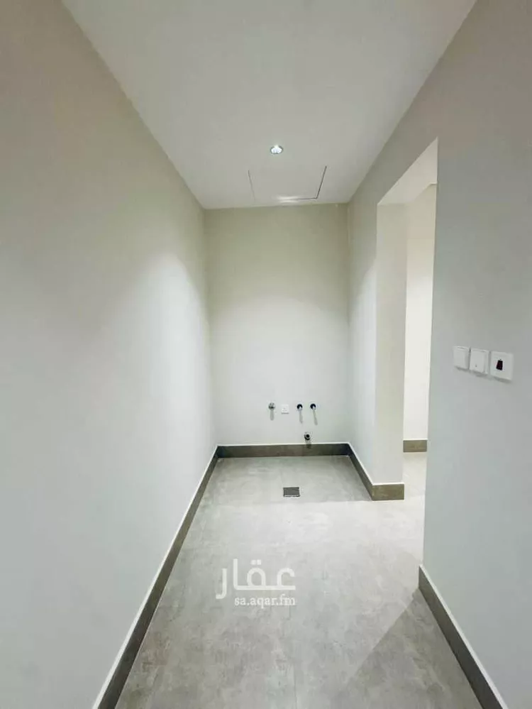 دور للبيع في شارع عثمان بن عفان, حي النرجس, مدينة الرياض, منطقة الرياض 11