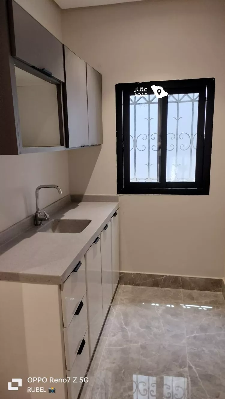 غرفة للإيجار في شارع حفصة بنت عمر, حي الأندلس, مدينة الرياض, منطقة الرياض 8