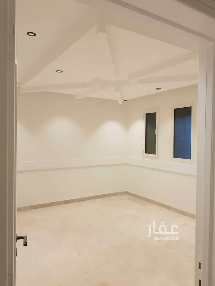 مكتب تجاري للإيجار في شارع عثمان بن عفان الفرعي, حي الوادي, مدينة الرياض, منطقة الرياض صورة 4