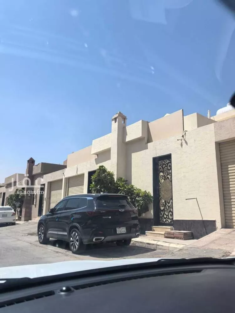 دور للبيع في شارع عبدالمحسن المنيع, حي طويق, مدينة الرياض, منطقة الرياض
