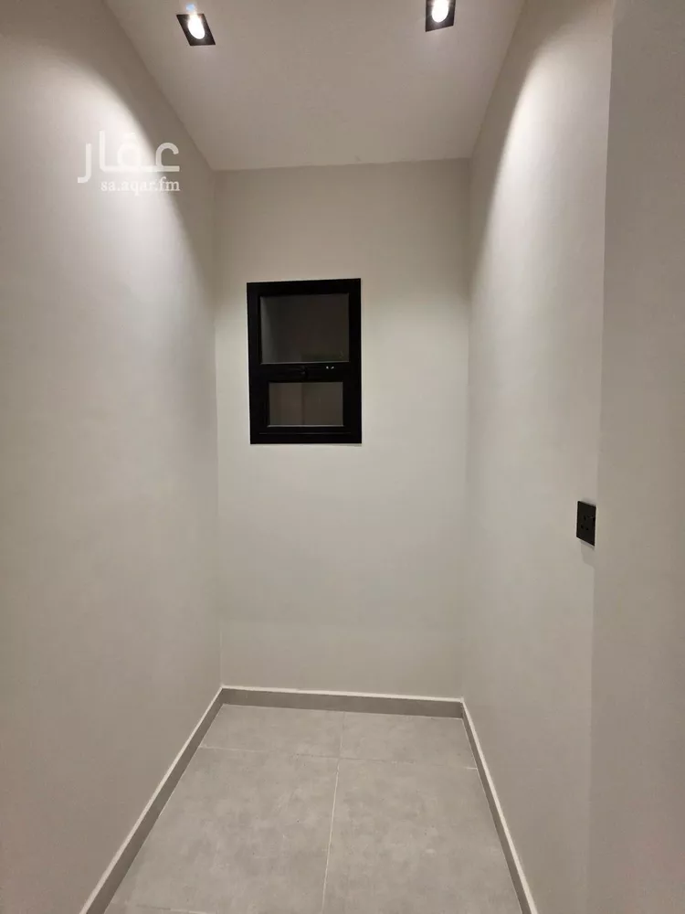 دور للبيع في شارع وادي ارثد, حي عكاظ, مدينة الرياض, منطقة الرياض صورة 5