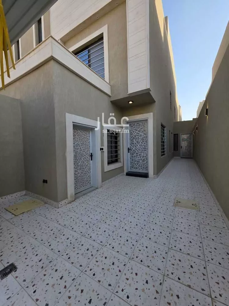 دور للبيع في شارع الإمام مسلم , حي بدر, مدينة الرياض, منطقة الرياض صورة 2