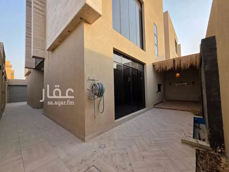فيلا للبيع في شارع قرطاجة, حي بدر, مدينة الرياض, منطقة الرياض صورة 5
