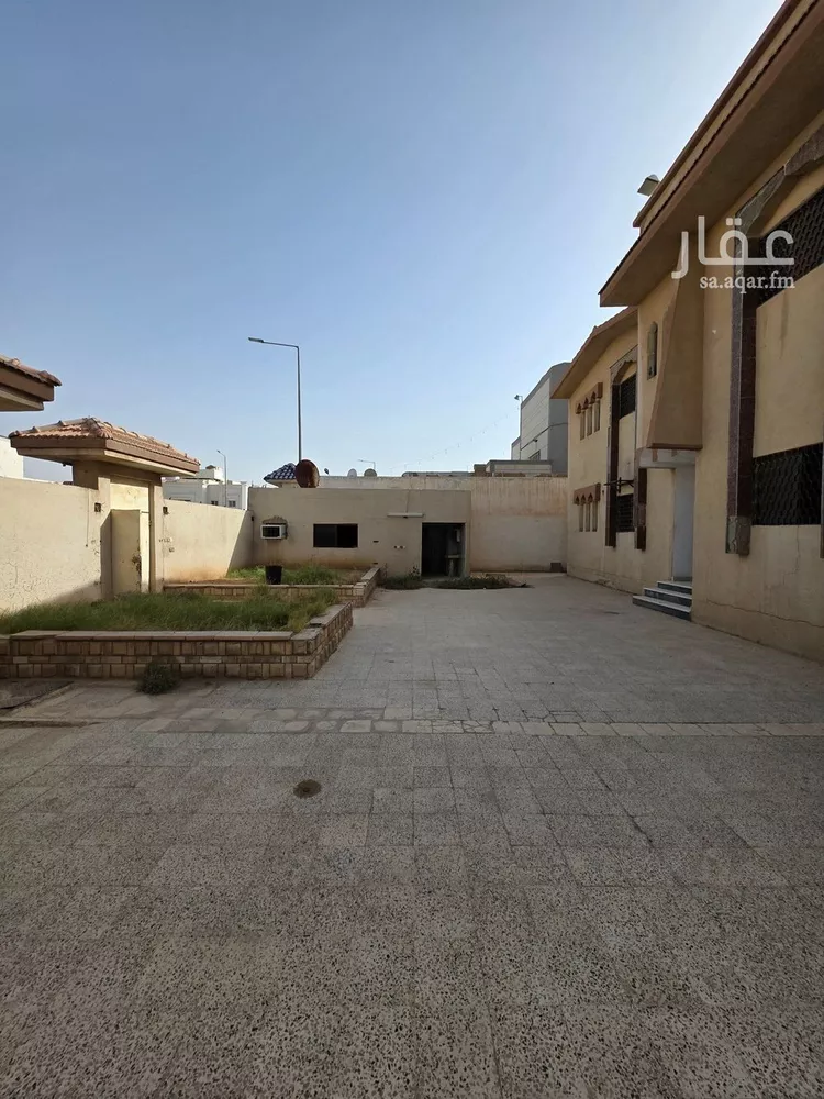 فيلا للبيع في شارع محمد الحصين, حي الشفاء, مدينة الرياض, منطقة الرياض صورة 5