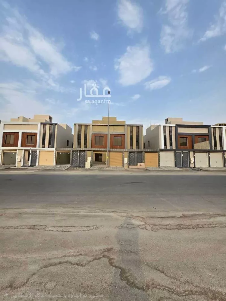 فيلا للبيع في شارع النفود, حي عكاظ, مدينة الرياض, منطقة الرياض