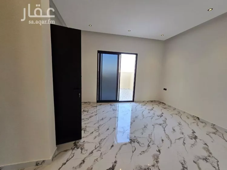 دور للبيع في شارع محمد المبارك, حي بدر, مدينة الرياض, منطقة الرياض صورة 3