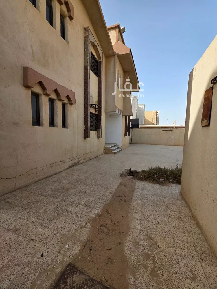 فيلا للبيع في شارع محمد الحصين, حي الشفاء, مدينة الرياض, منطقة الرياض صورة 4
