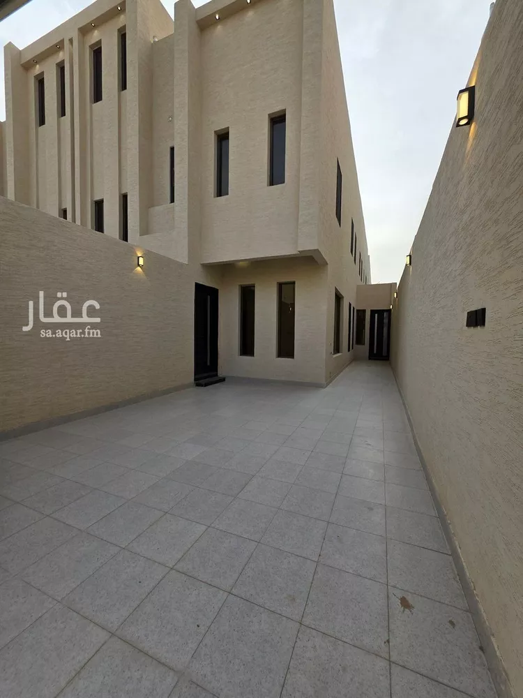 Floor for Sale in Riyadh Badr