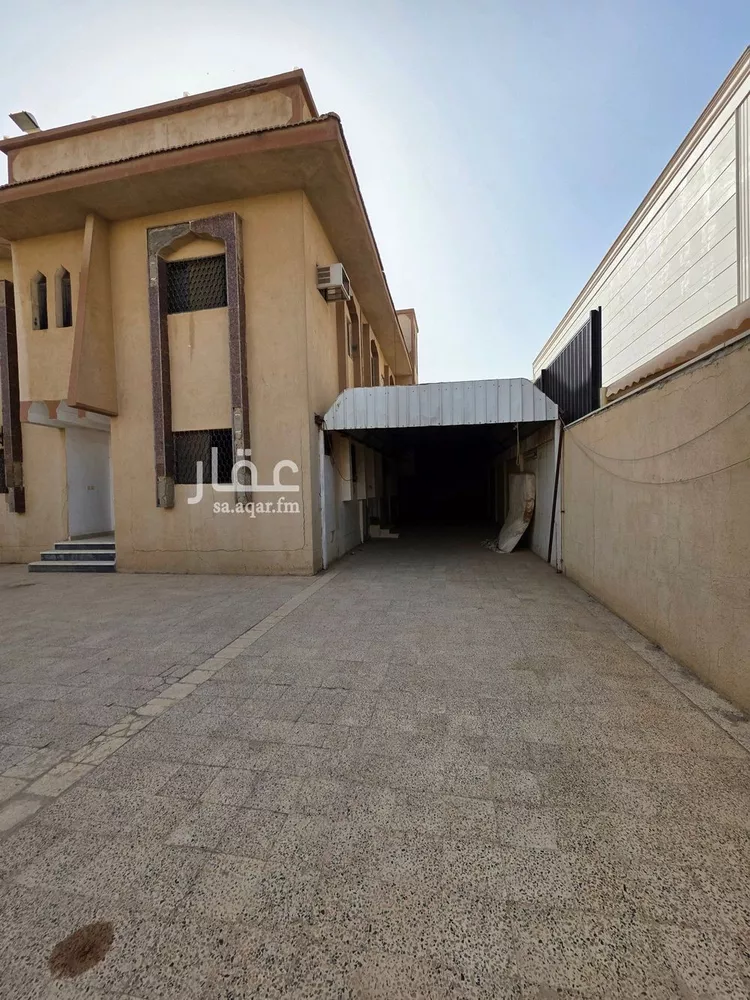 فيلا للبيع في شارع محمد الحصين, حي الشفاء, مدينة الرياض, منطقة الرياض صورة 3