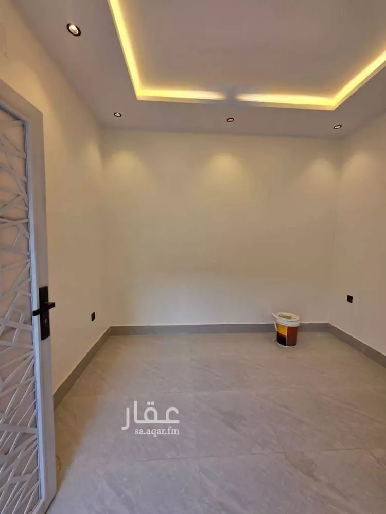 دور للبيع في شارع الإمام مسلم , حي بدر, مدينة الرياض, منطقة الرياض صورة 4
