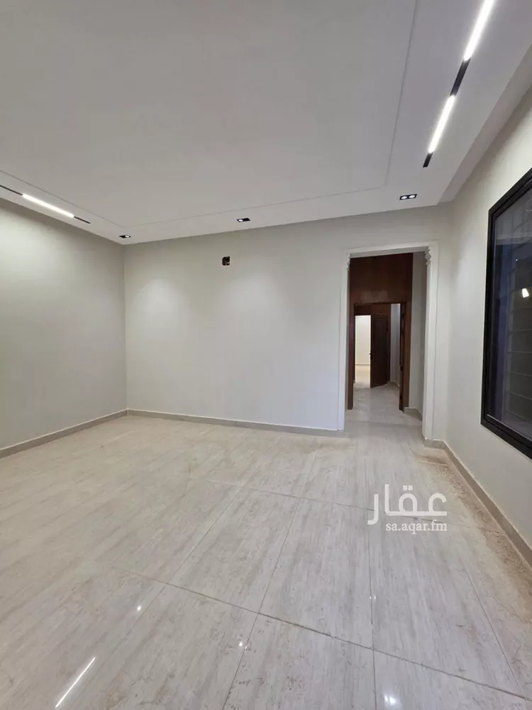 دور للبيع في شارع حجة الإسلام, حي عكاظ, مدينة الرياض, منطقة الرياض صورة 4