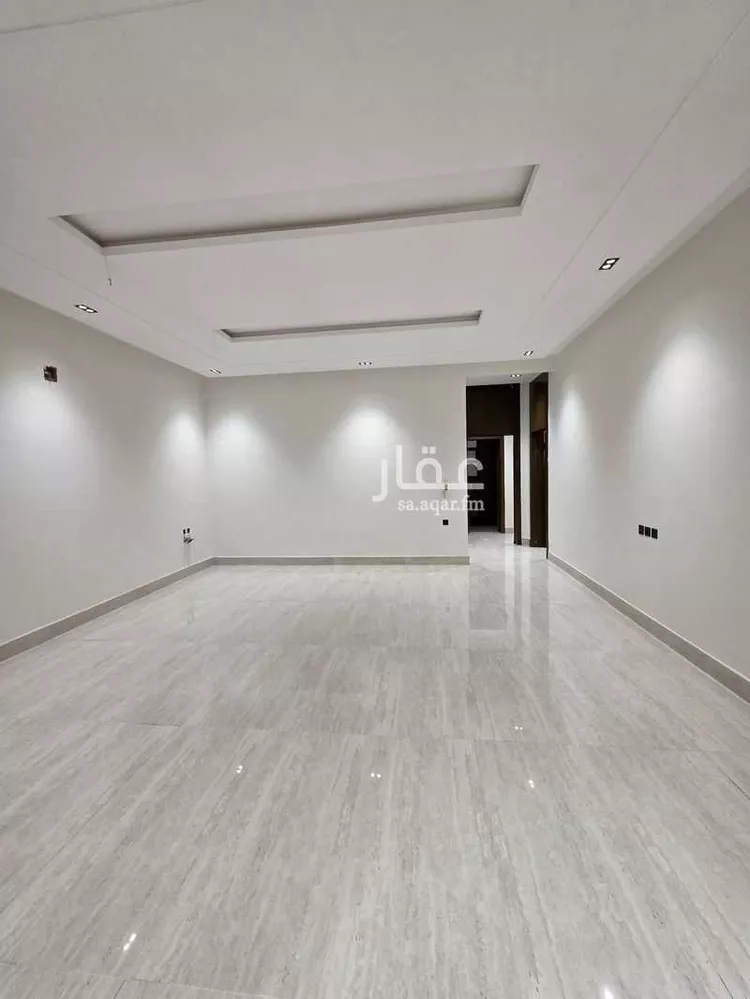Floor for Sale in Riyadh Tuwaiq 9