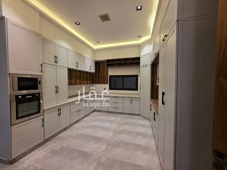 فيلا للبيع في شارع قرطاجة, حي بدر, مدينة الرياض, منطقة الرياض 12