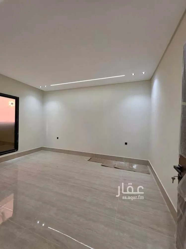 فيلا للبيع في شارع فارس الأزدى, حي عكاظ, مدينة الرياض, منطقة الرياض 13