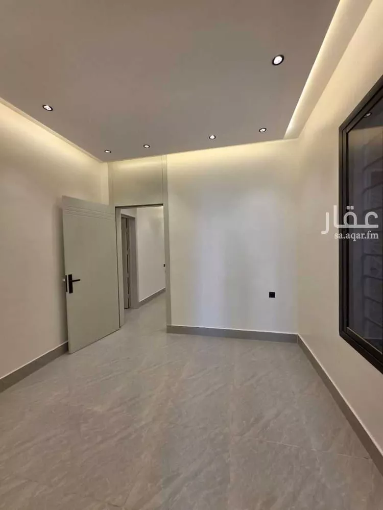 دور للبيع في شارع الإمام مسلم , حي بدر, مدينة الرياض, منطقة الرياض صورة 3