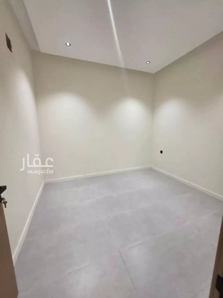 Floor for Sale in Riyadh Al Hazm صورة 4
