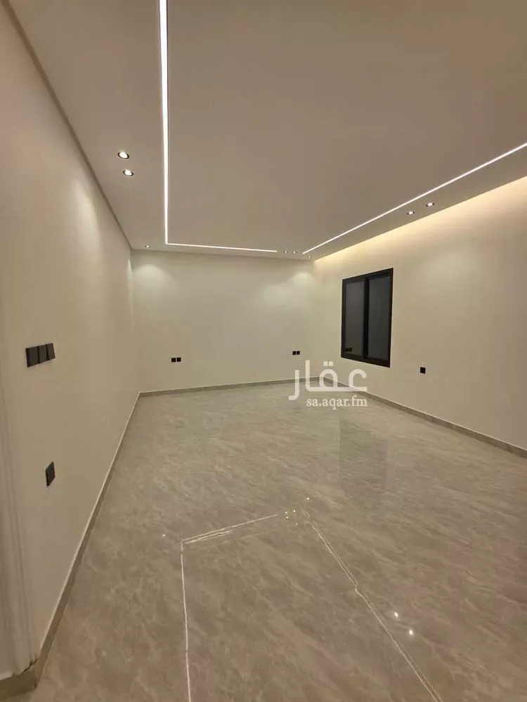 دور للبيع في شارع المقر, حي الحزم, مدينة الرياض, منطقة الرياض صورة 3