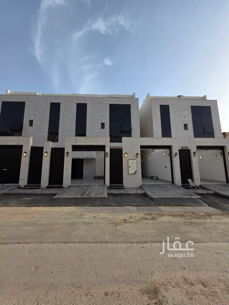 دور للبيع في شارع لقاح, حي عكاظ, مدينة الرياض, منطقة الرياض