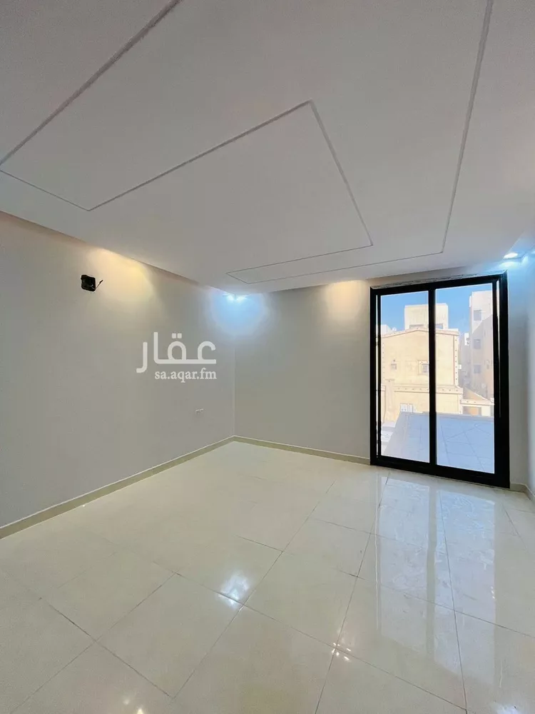 فيلا للبيع في شارع علاء الدين عبدالباقي, حي الرمال, مدينة الرياض, منطقة الرياض 13
