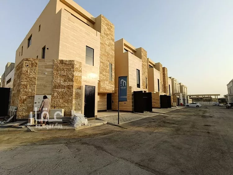Floor for Sale in Riyadh Al Maizilah