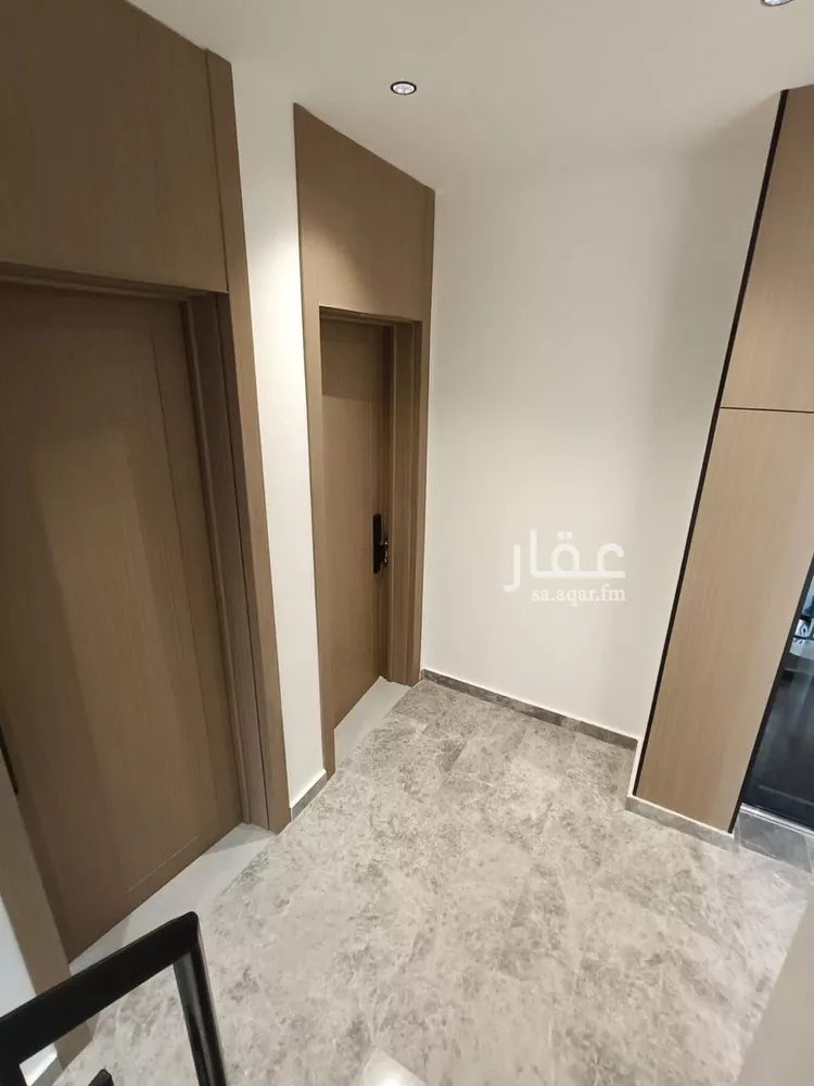دور للبيع في شارع, حي المعيزيلة, مدينة الرياض, منطقة الرياض 11
