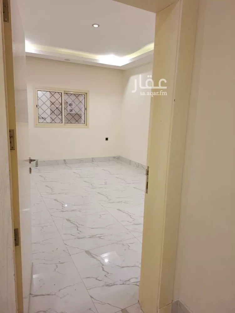 Apartment for Sale in Riyadh Al Malqa 8