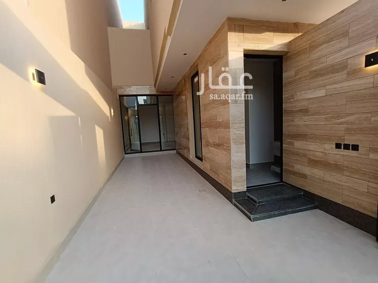 دور للبيع في شارع, حي المعيزيلة, مدينة الرياض, منطقة الرياض صورة 3
