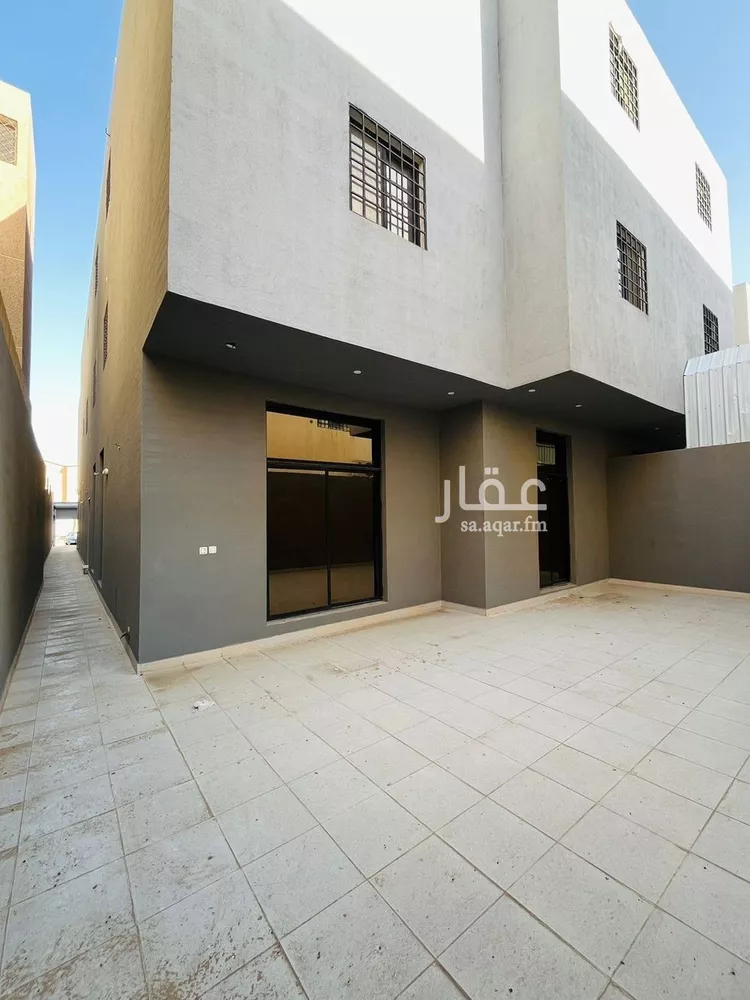 فيلا للبيع في شارع علاء الدين عبدالباقي, حي الرمال, مدينة الرياض, منطقة الرياض 18