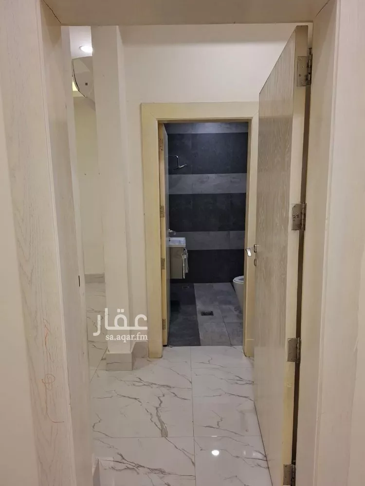 شقة للبيع في شارع رقم 451, حي الملقا, مدينة الرياض, منطقة الرياض صورة 4