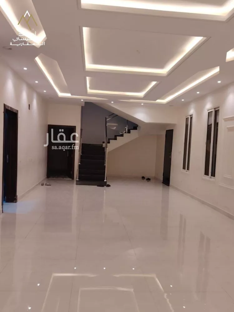 فيلا للإيجار في شارع إبراهيم بن إدريس المالكي, حي الرمال, مدينة الرياض, منطقة الرياض صورة 3