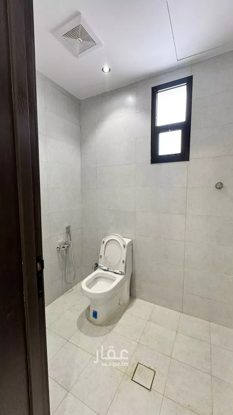 دور للبيع في شارع مخطط غصون, حي الجنادرية, مدينة الرياض, منطقة الرياض