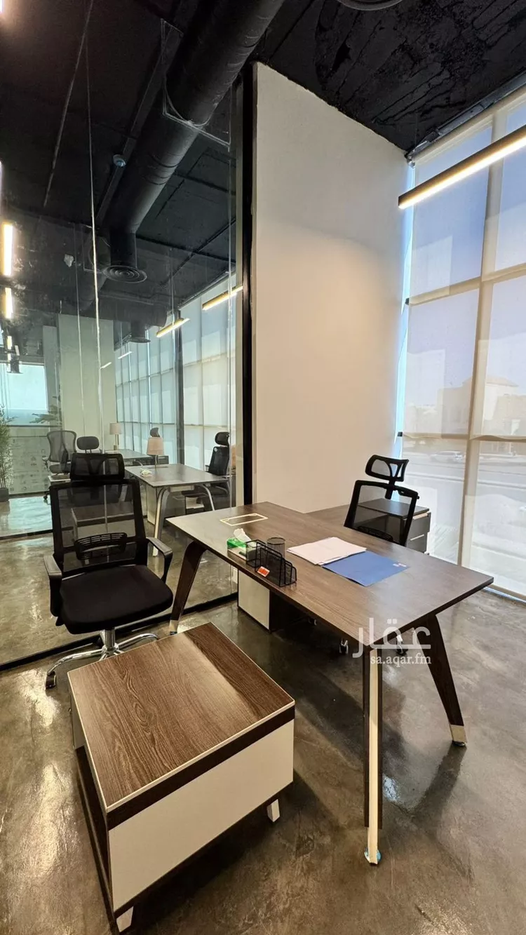 Commercial Office for Rent in Riyadh Ghirnatah صورة 4