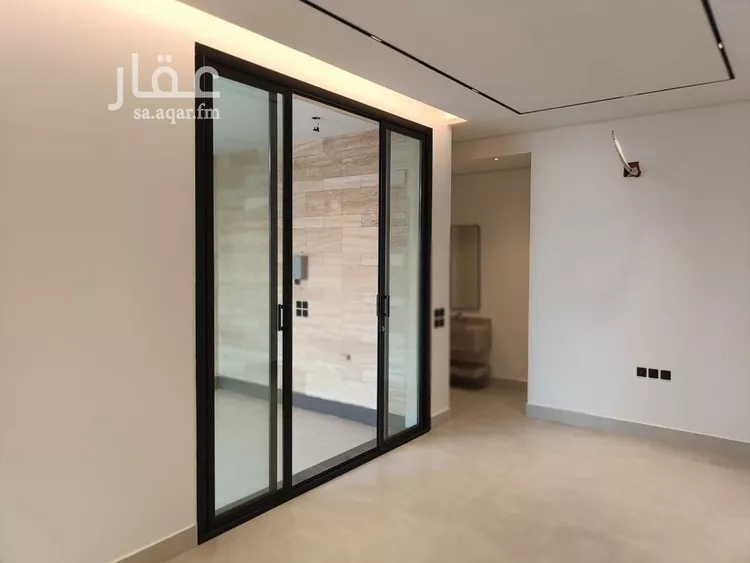 دور للبيع في شارع, حي المعيزيلة, مدينة الرياض, منطقة الرياض 8